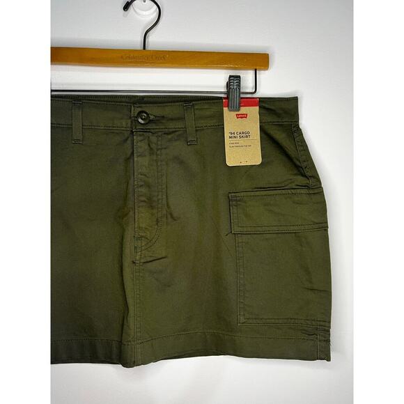Levi’s ‘94 CARGO MINI SKIRT NEW Size 32 in Olive Green - Picture 4 of 8